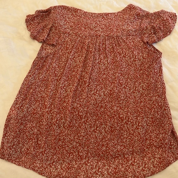 LUCKY BRAND FLUTTER SLEEVE TOP - Picture 4 of 4